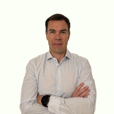 Viktor Larionov